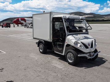 Airport Vehicles Industrial Electric Vehicles & Accessories